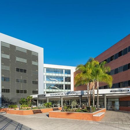 Micampus Estanislao Del Campo, Student Residence Seville Exterior photo